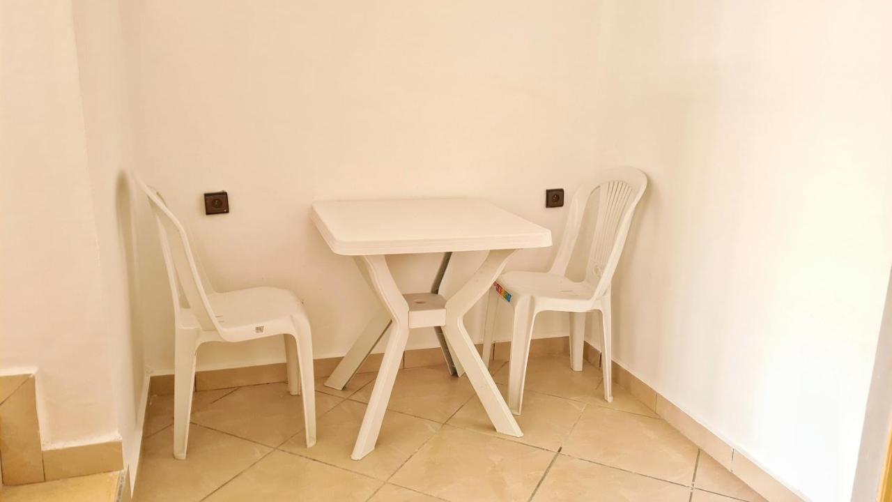 Enjoy Your Vacation Here, 1 Min To The Beach, Only For Families !! Martil Exterior foto